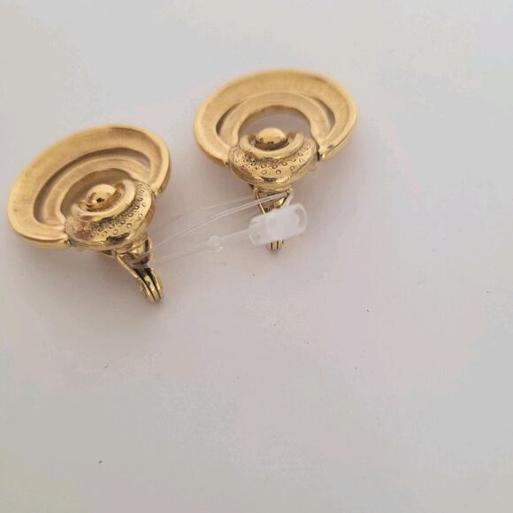 Vintage Monet Earrings Gold Tone Clip on Statement Large - Picture 2 of 7